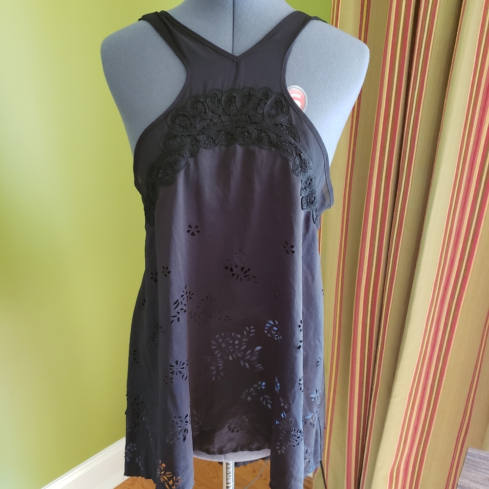 Top - Picture 4 of 5